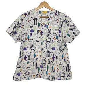 WonderWink | Womens V Neck Scrub Top Size M Woodland Animals Forest Print